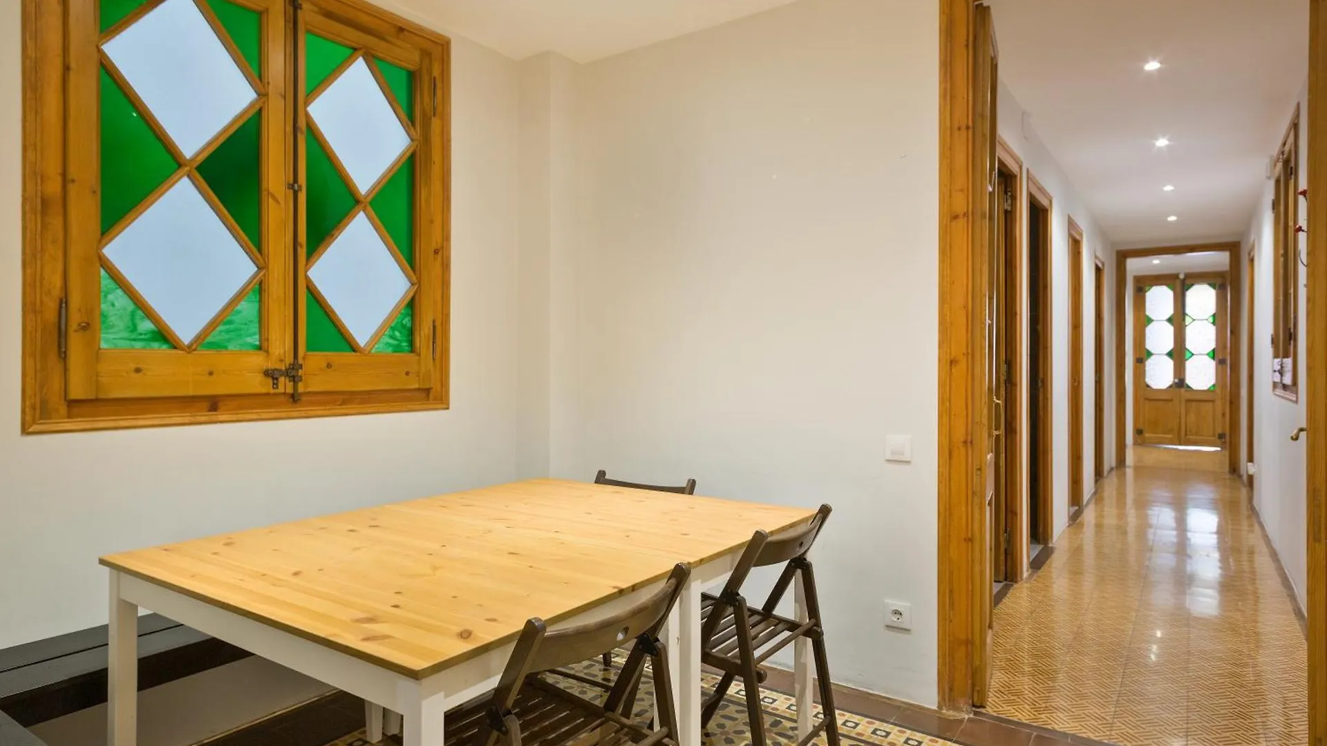 Verdaguer Apartments By Central برشلونة 0*,  إسبانيا