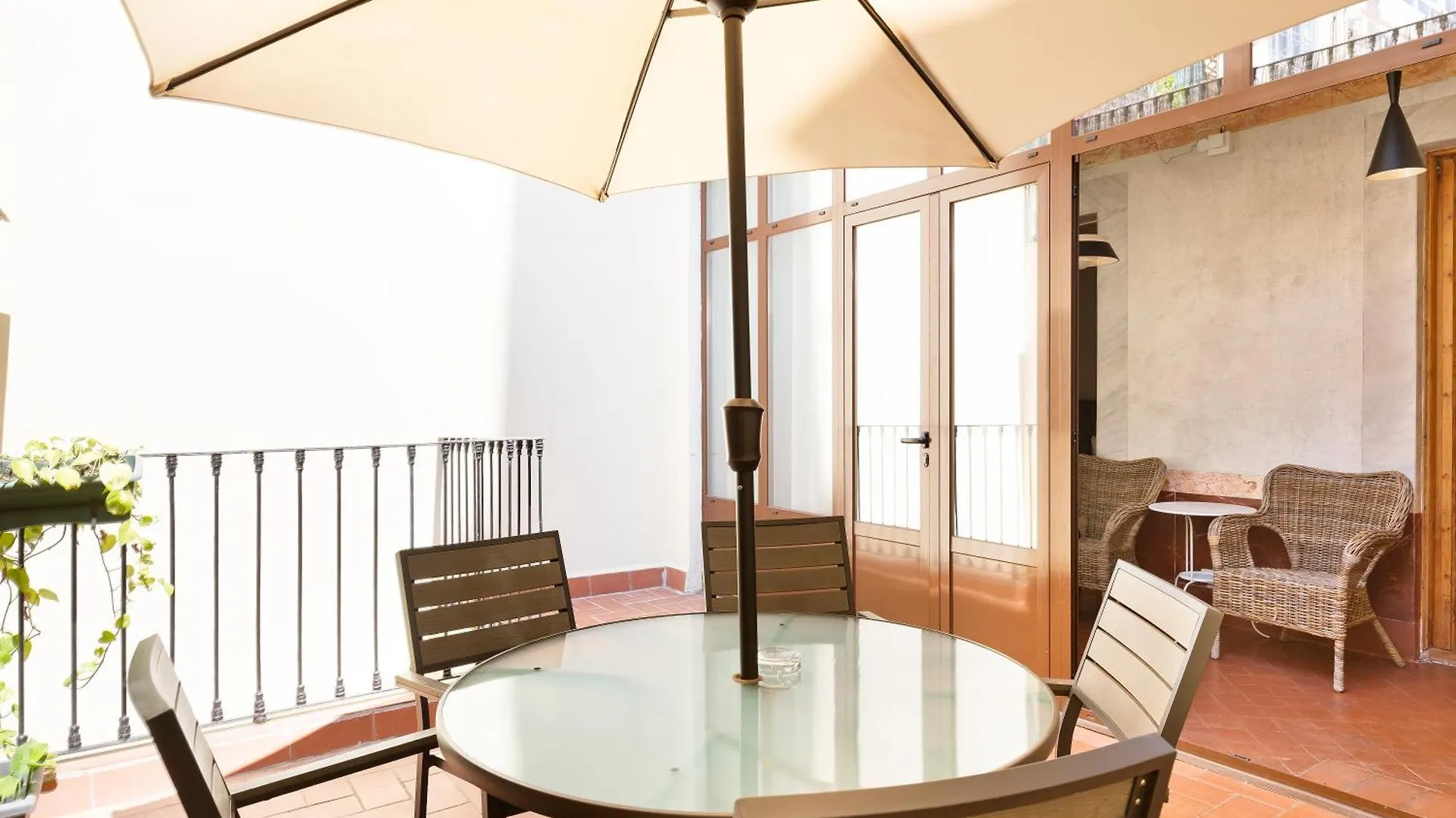 Verdaguer Apartments By Central برشلونة 0*,  إسبانيا