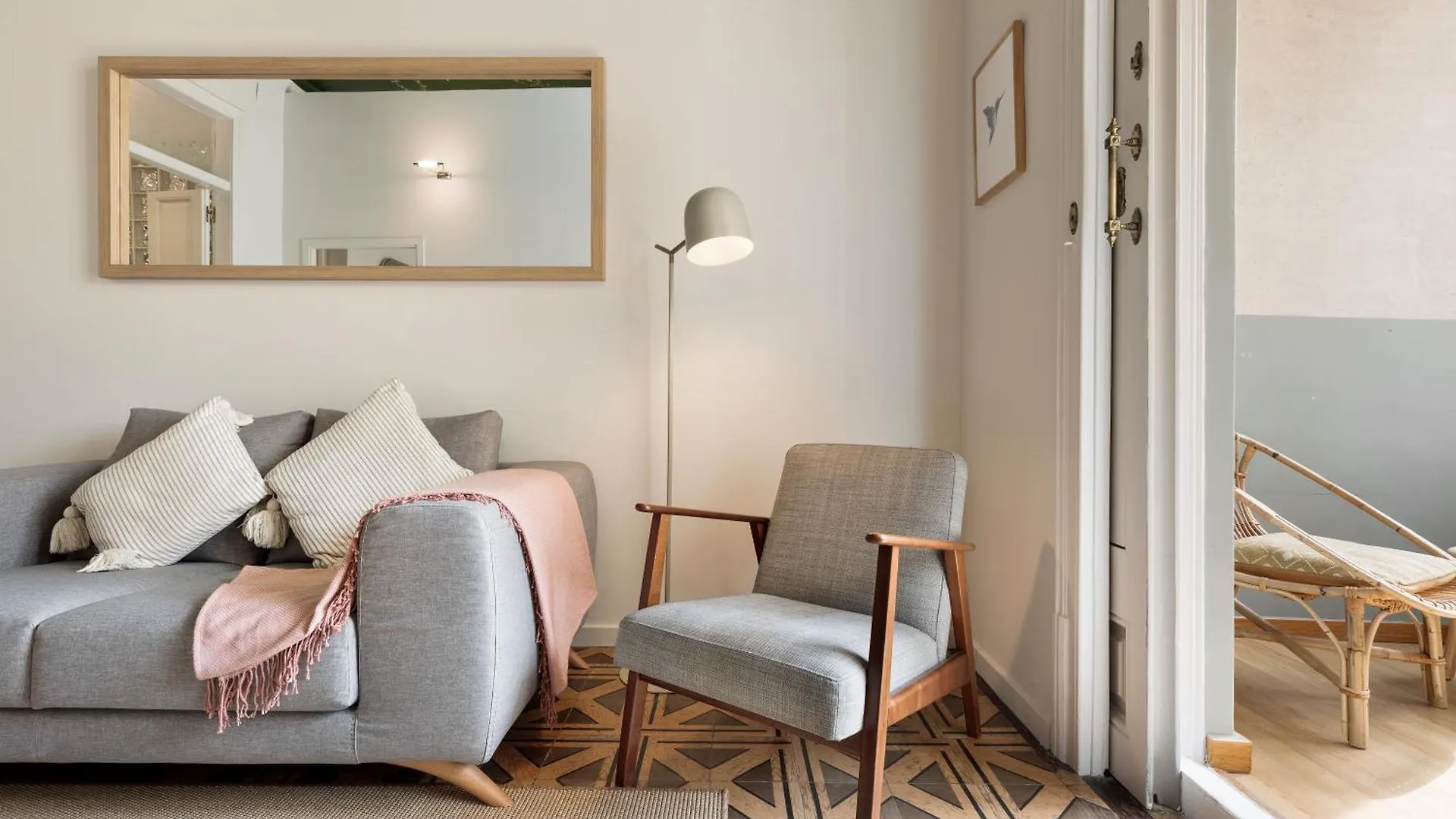 Verdaguer Apartments By Central Barcelone